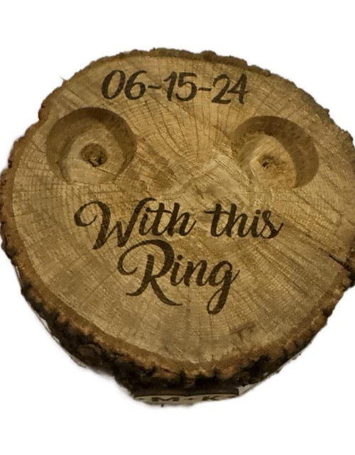 Load image into Gallery viewer, Rustic Ring Box / Tree Stump Alternative Ring Bearer Pillow for Wedding. Organizer for Bride and Groom Rings
