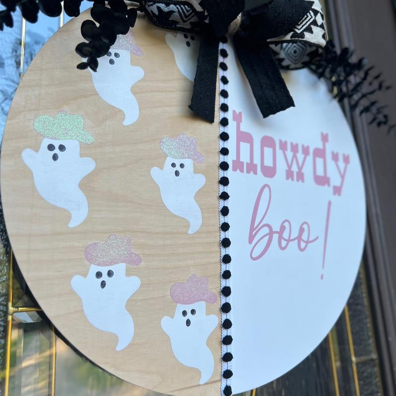 Howdy Boo! Halloween Door Hanger - Festive Home Decor Ornaments