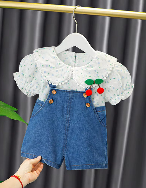 Load image into Gallery viewer, New Summer Newborn Girl Baby Clothes Outfit Sets Floral Shirt + Denim Overalls Suit for Girls Baby Clothing 1 Year Birthday Sets
