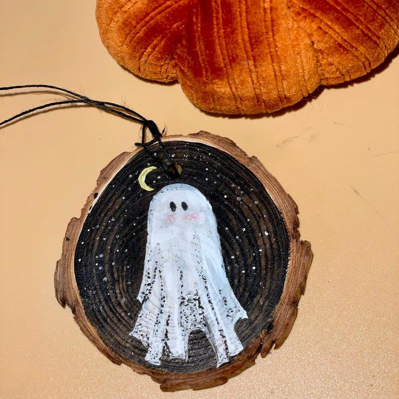 Wooden Hand Painted Halloween Decor - Handpainted Ghost on Wooden Circle Spooky Ornaments Decoration