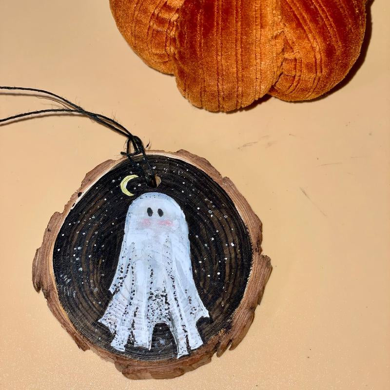 Wooden Hand Painted Halloween Decor - Handpainted Ghost on Wooden Circle Spooky Ornaments Decoration
