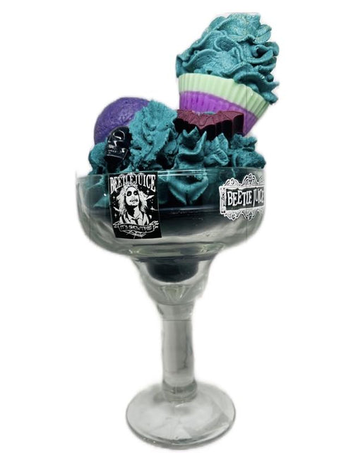 Load image into Gallery viewer, Halloween Sundae Candle - Festive Home Decor &amp; Ornaments
