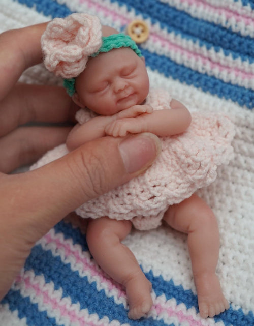 Load image into Gallery viewer, MYREBABY 4.5 Inch Mini Reborn Baby Dolls ，Silicone Baby Girl AnneTiny Silicone Baby Dolls ，Mini Realistic Newborn Baby Dolls Silicone Full Body Stress Relief
