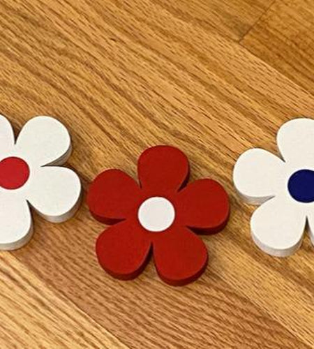 Patriotic Tiered Tray - Set of 3 Red White and Blue Wood Daisies - Standing Wood Daisies Flowers 4Th of July Tiered Tray Decor Summer Decor
