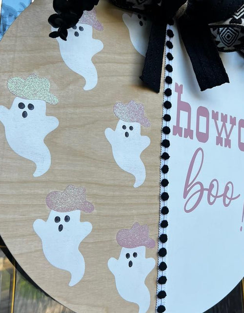 Load image into Gallery viewer, Howdy Boo! Halloween Door Hanger - Festive Home Decor Ornaments
