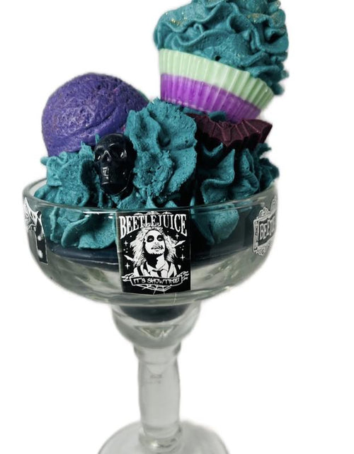 Load image into Gallery viewer, Halloween Sundae Candle - Festive Home Decor &amp; Ornaments
