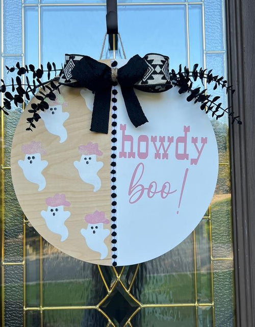Load image into Gallery viewer, Howdy Boo! Halloween Door Hanger - Festive Home Decor Ornaments
