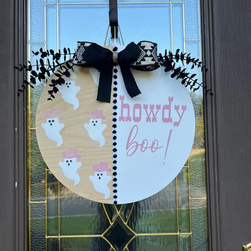 Howdy Boo! Halloween Door Hanger - Festive Home Decor Ornaments