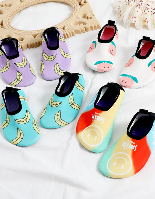 Load image into Gallery viewer, 2023 Kids' Non-Slip Water Shoes for Swimming and Surfing
