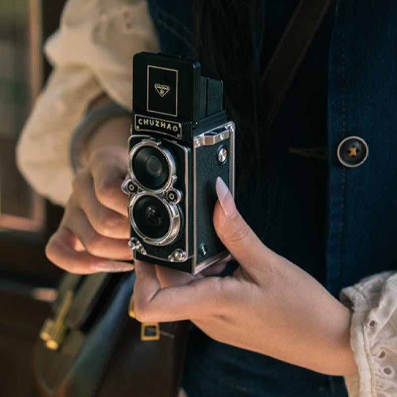Digital Vintage Mini Digital Camera, 1080P HD Video 12MP Autofocus Digital Cameras with 16GB Card, Compact Camera for Vlogging