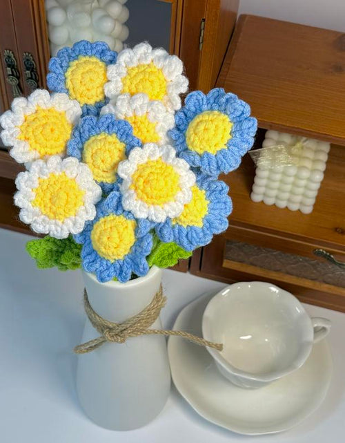 Load image into Gallery viewer, 12Pcs, Crochet Daisies without Vase, Decorating Rosy Eternal Flowers,Dozen Bouquets,Decorative Bouquet for Home Decor,Garden Party,Wedding Decor
